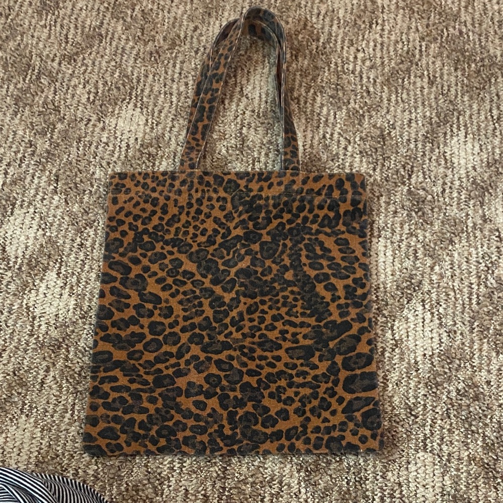 Universal Thread Leopard Print Tote In Brown And … - image 1